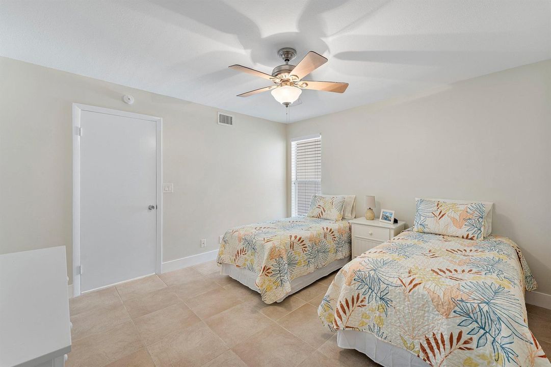 019-1605US1-M2108-Jupiter-FL-33477-SMALL