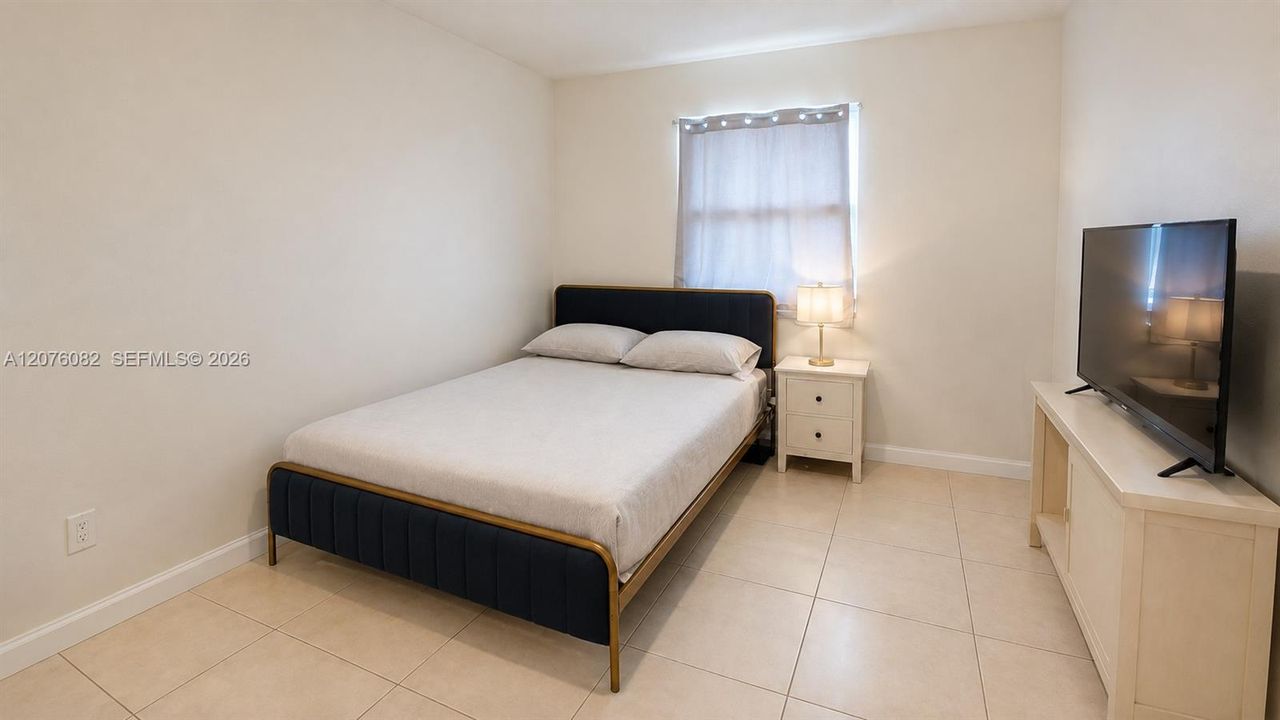 En Venta: $480,000 (2 camas, 2 baños, 1700 Pies cuadrados)