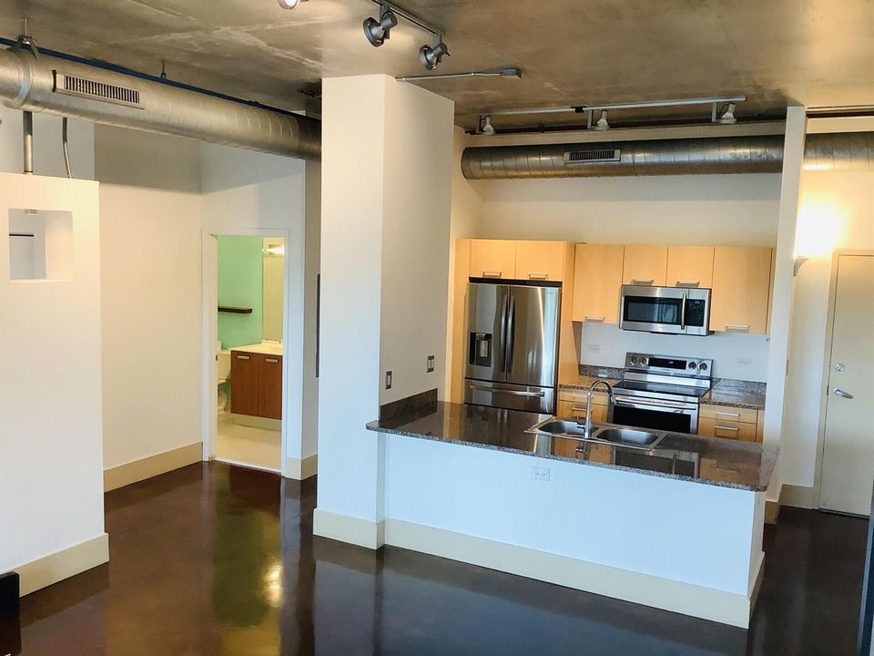 313Northeast2ndStreet_72040_7