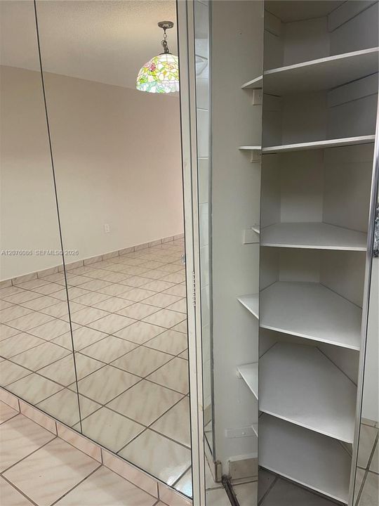 En Renta: $2,400 (2 camas, 2 baños, 1000 Pies cuadrados)