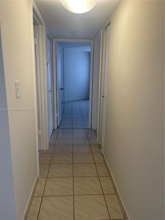 En Renta: $2,400 (2 camas, 2 baños, 1000 Pies cuadrados)