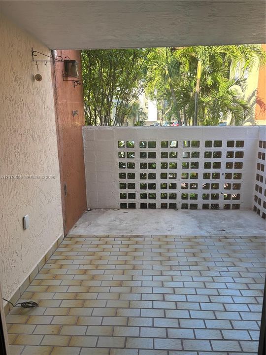 En Renta: $2,400 (2 camas, 2 baños, 1000 Pies cuadrados)