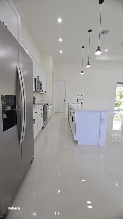 На продажу: $364,900 (4 спален, 2 ванн, 0 Квадратных фут)
