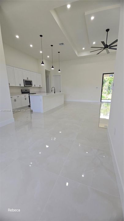 На продажу: $364,900 (4 спален, 2 ванн, 0 Квадратных фут)