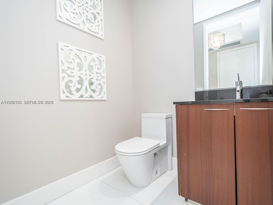 For Sale: $1,975,777 (3 beds, 3 baths, 2327 Square Feet)