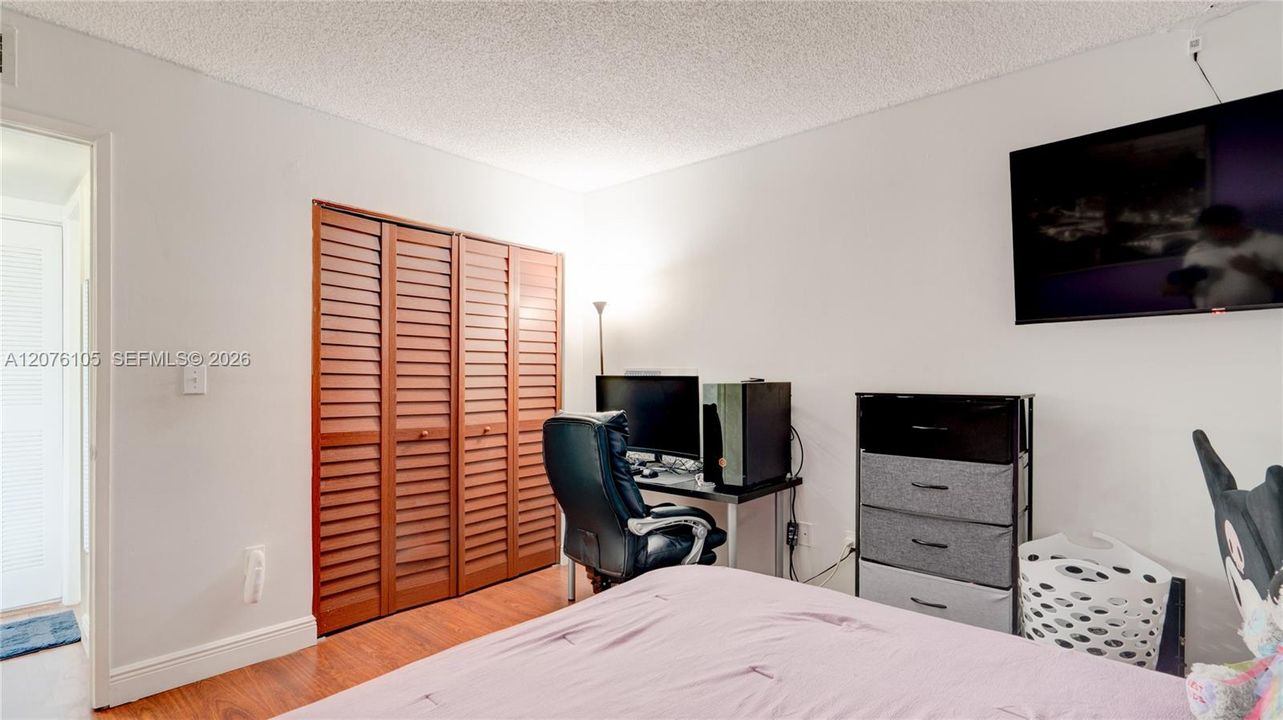 For Rent: $2,200 (2 beds, 2 baths, 840 Square Feet)
