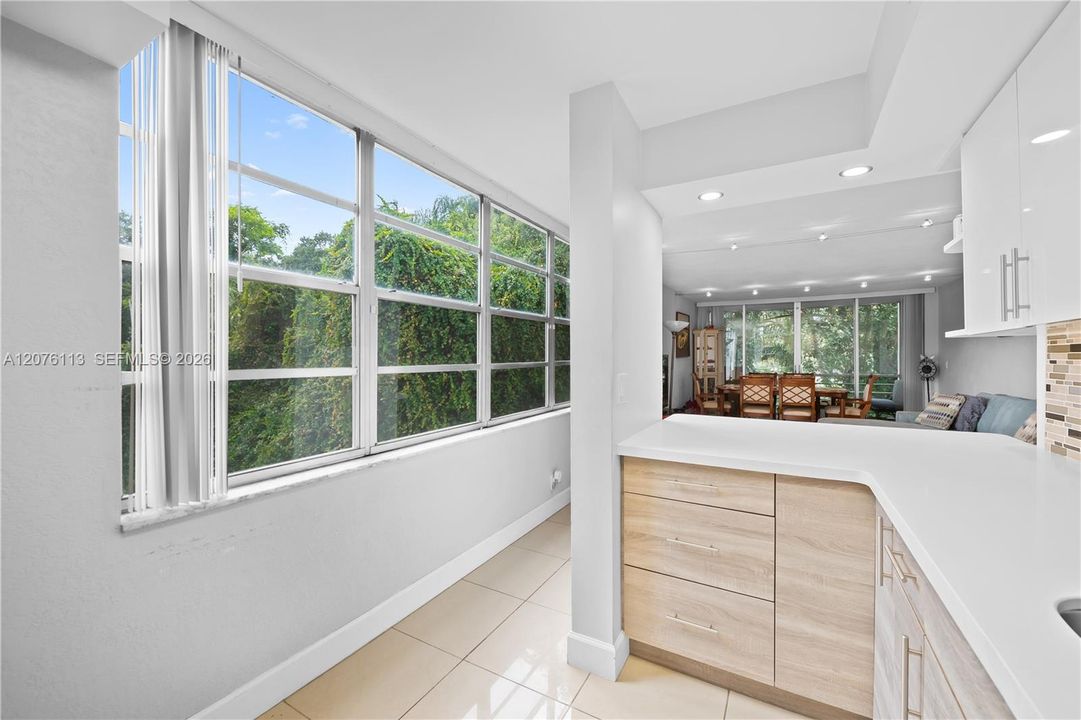 En Venta: $210,000 (2 camas, 2 baños, 980 Pies cuadrados)
