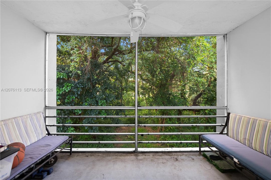 En Venta: $210,000 (2 camas, 2 baños, 980 Pies cuadrados)