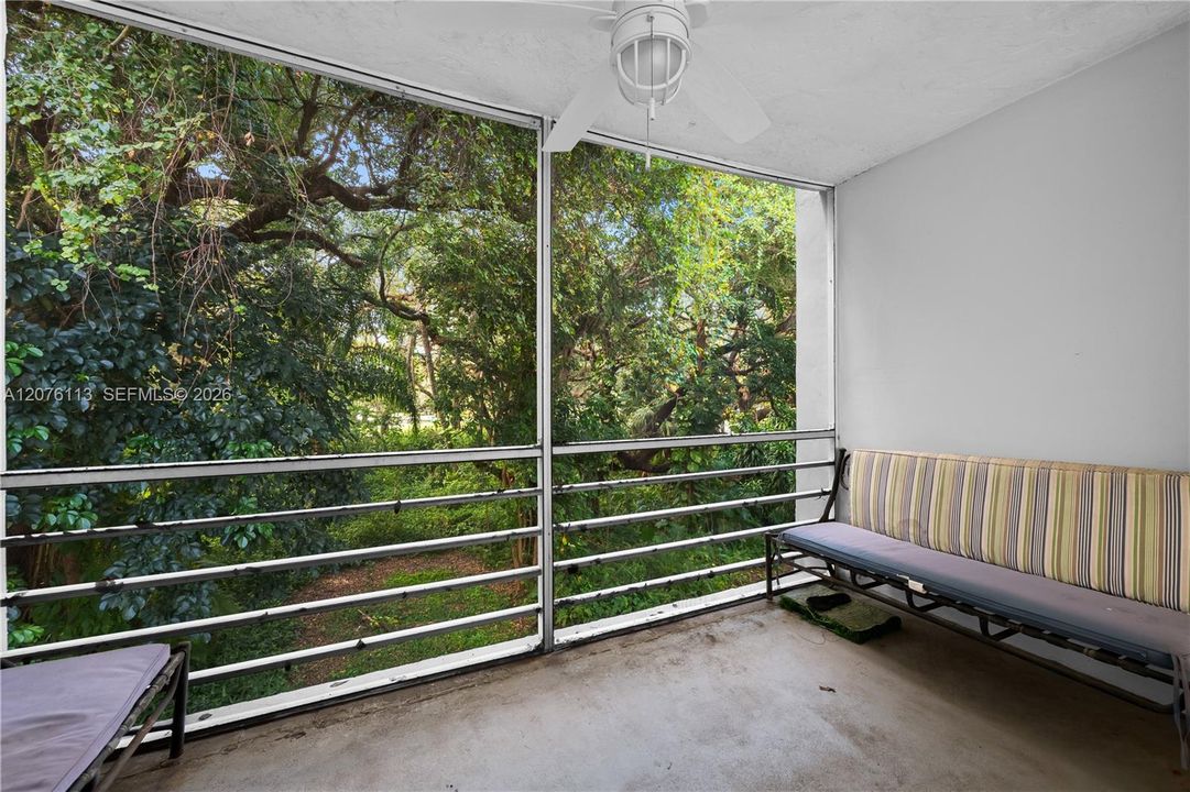 En Venta: $210,000 (2 camas, 2 baños, 980 Pies cuadrados)