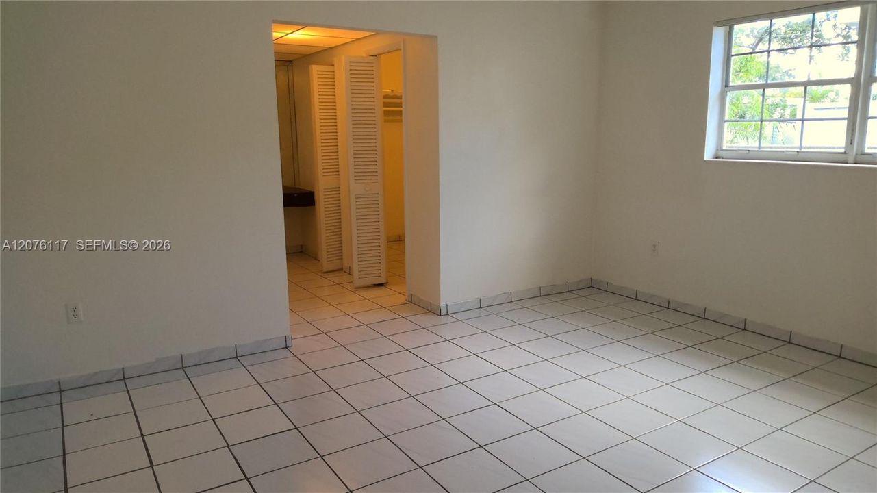 En Renta: $2,875 (3 camas, 2 baños, 2295 Pies cuadrados)