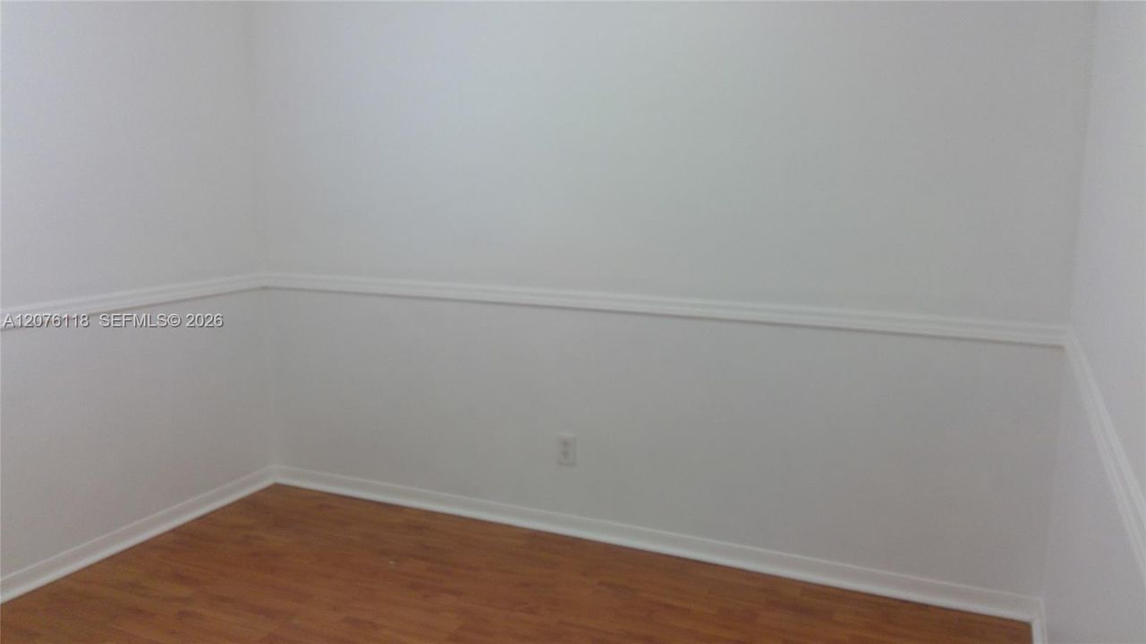 В аренду: $2,800 (3 спален, 2 ванн, 1547 Квадратных фут)