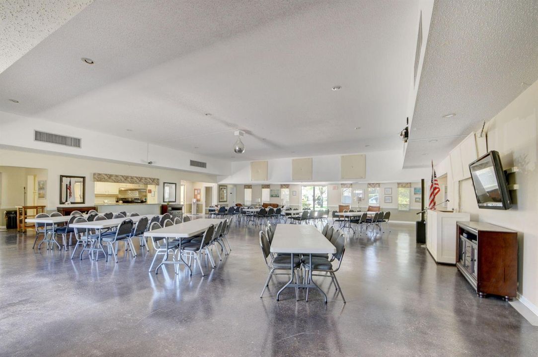 44-web-or-mls-Pointe Overlook (5)