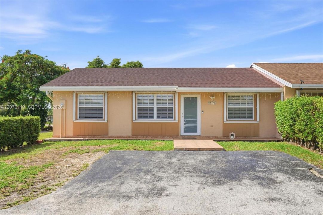 For Sale: $489,000 (3 beds, 2 baths, 1116 Square Feet)