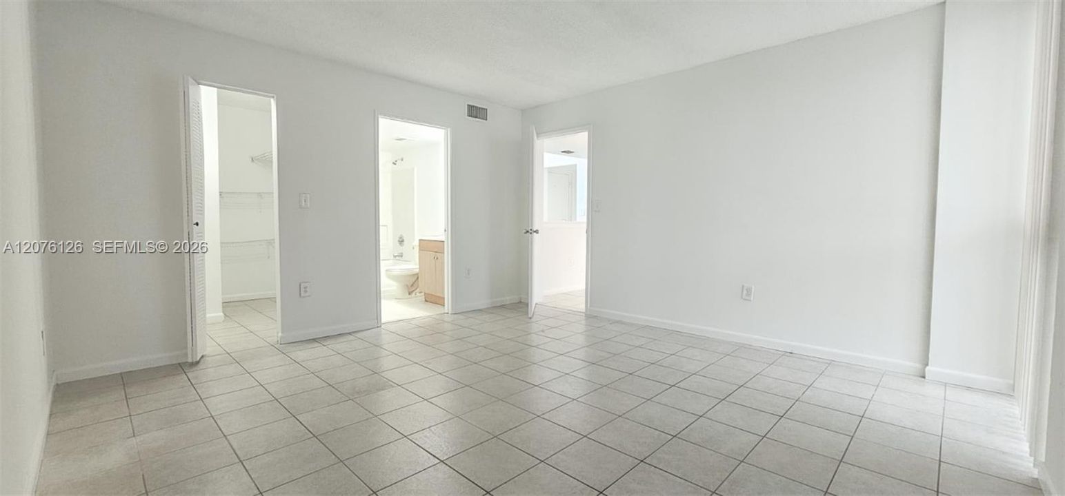 For Rent: $1,850 (2 beds, 2 baths, 970 Square Feet)