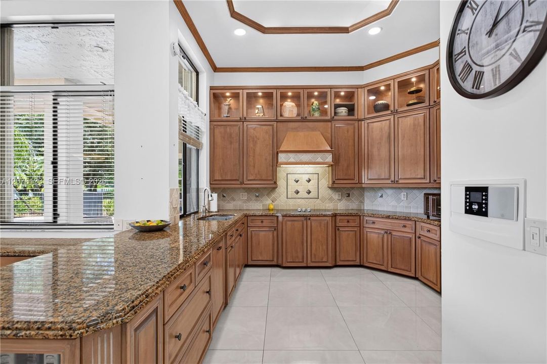 На продажу: $2,975,000 (4 спален, 3 ванн, 3217 Квадратных фут)