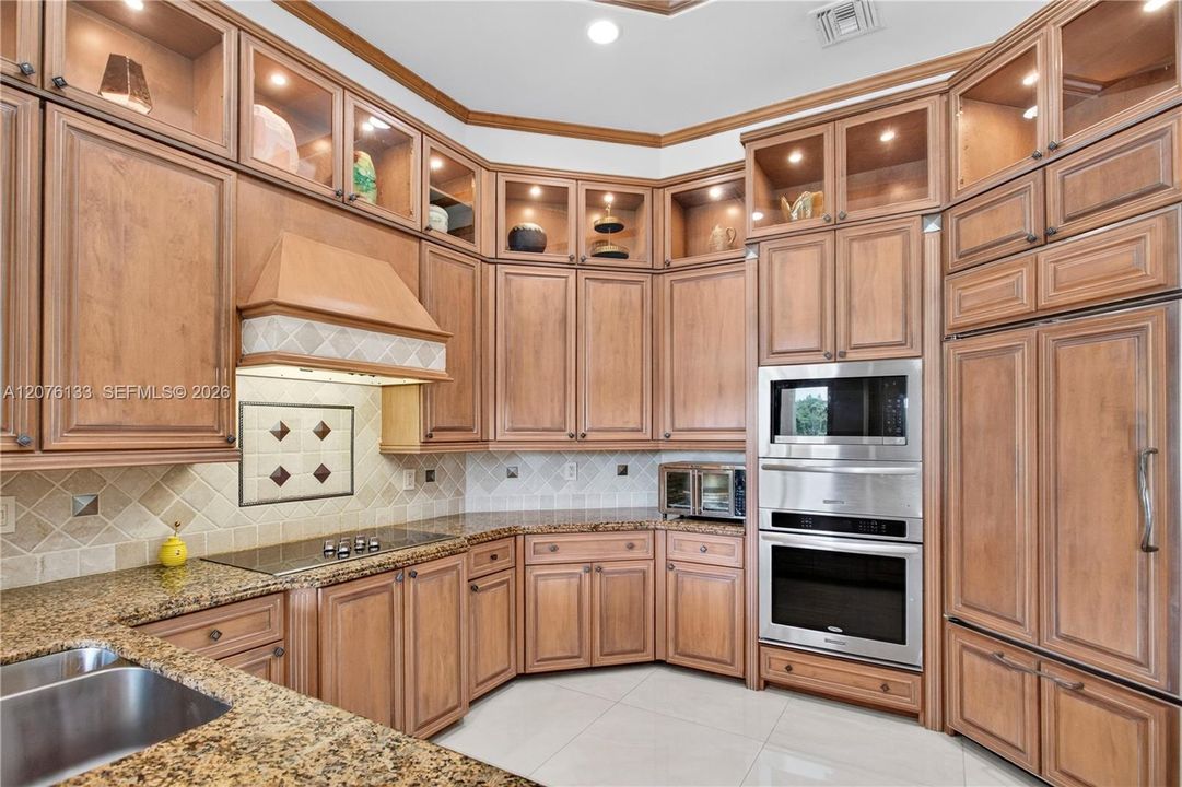 На продажу: $2,975,000 (4 спален, 3 ванн, 3217 Квадратных фут)