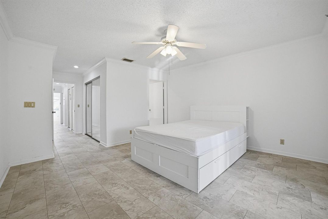 Bedroom1-B