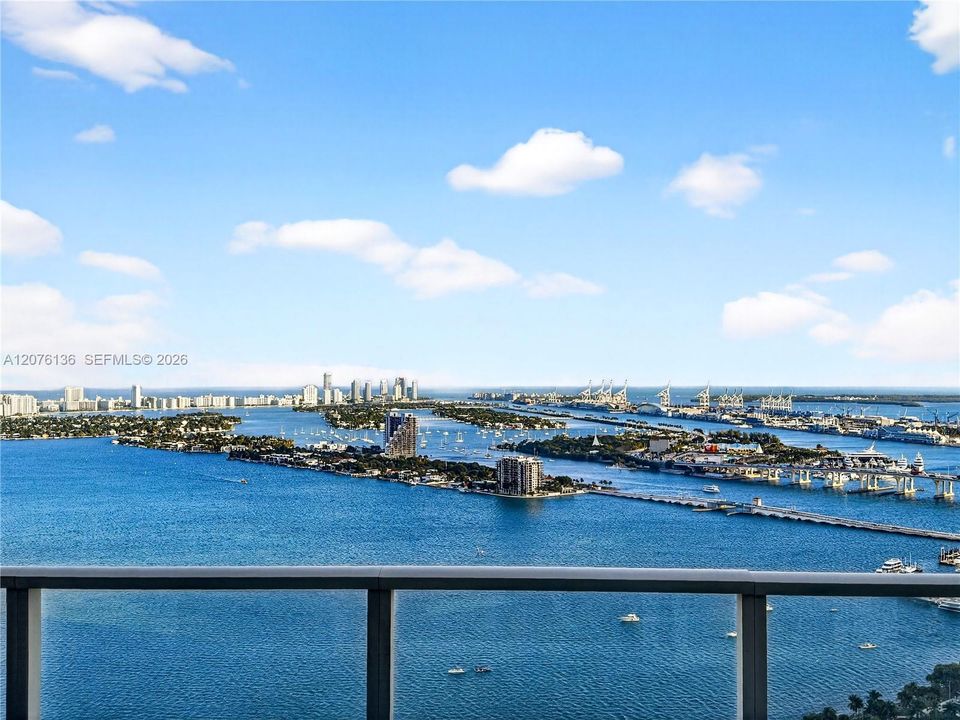 出租: $19,500 (4 贝兹, 4 浴室, 2845 平方英尺)