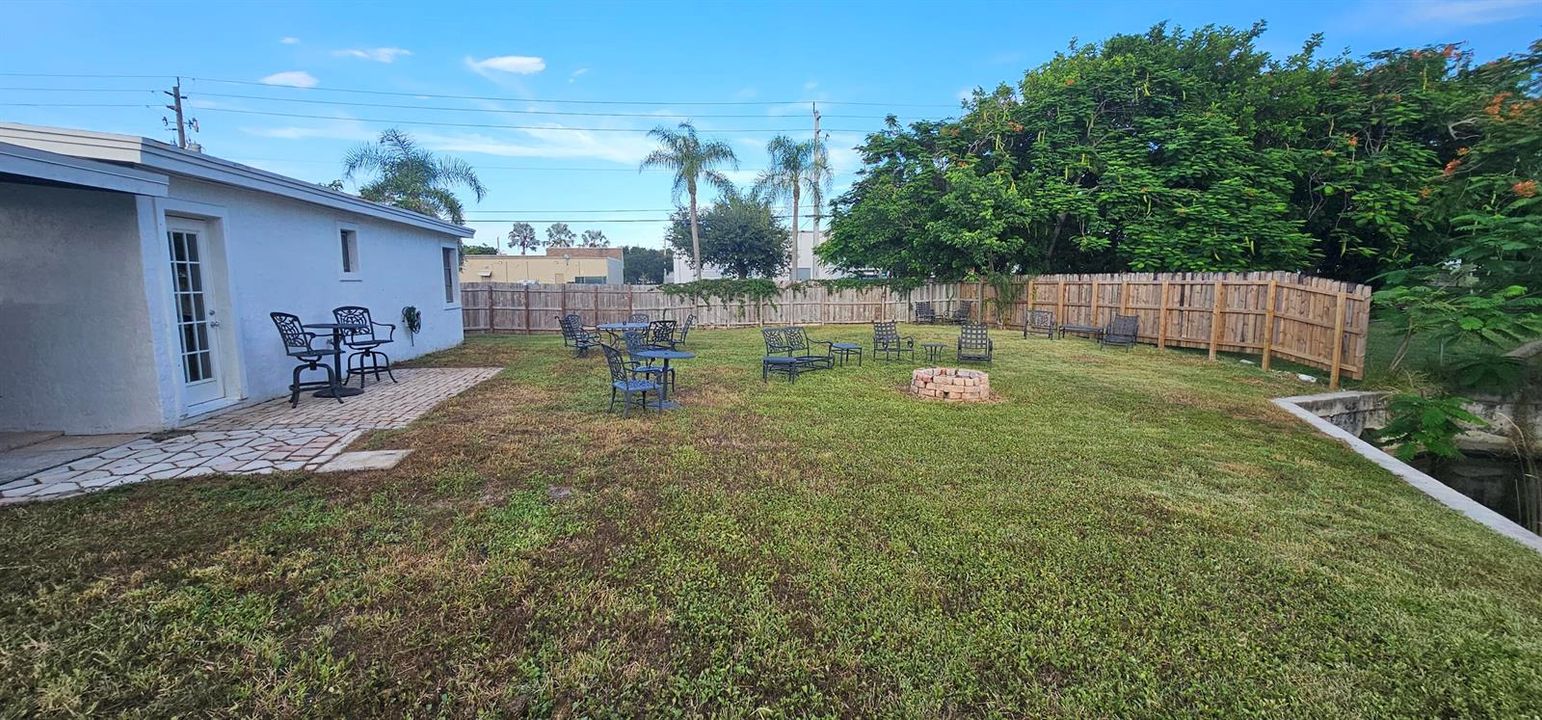 Pic backyard 4 from 5800