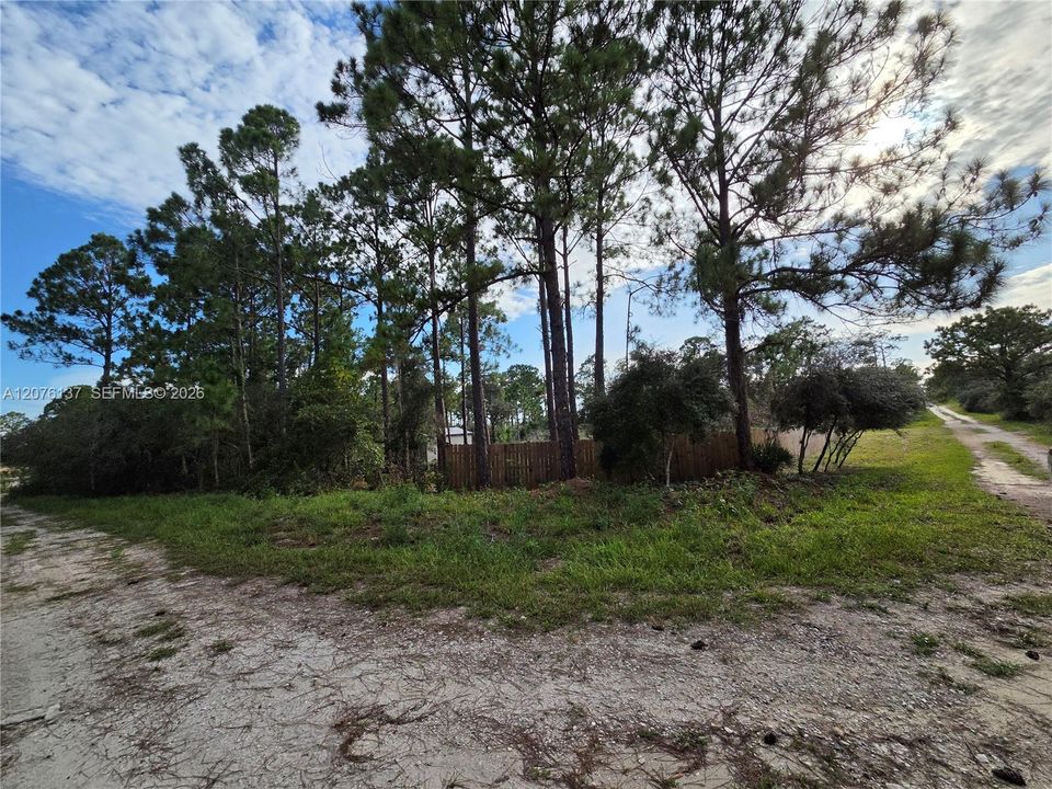 En Venta: $41,999 (0.43 acres)