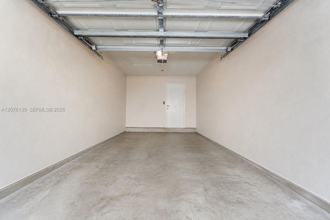 For Sale: $549,500 (3 beds, 2 baths, 1834 Square Feet)