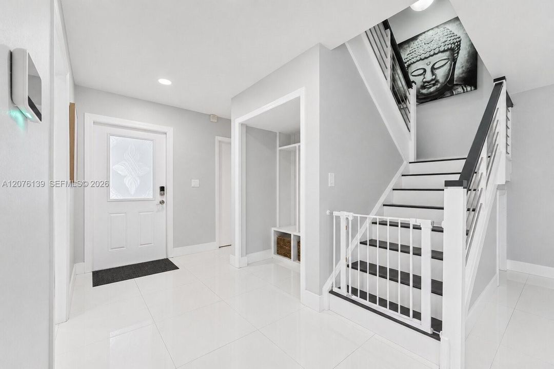 For Sale: $549,500 (3 beds, 2 baths, 1834 Square Feet)