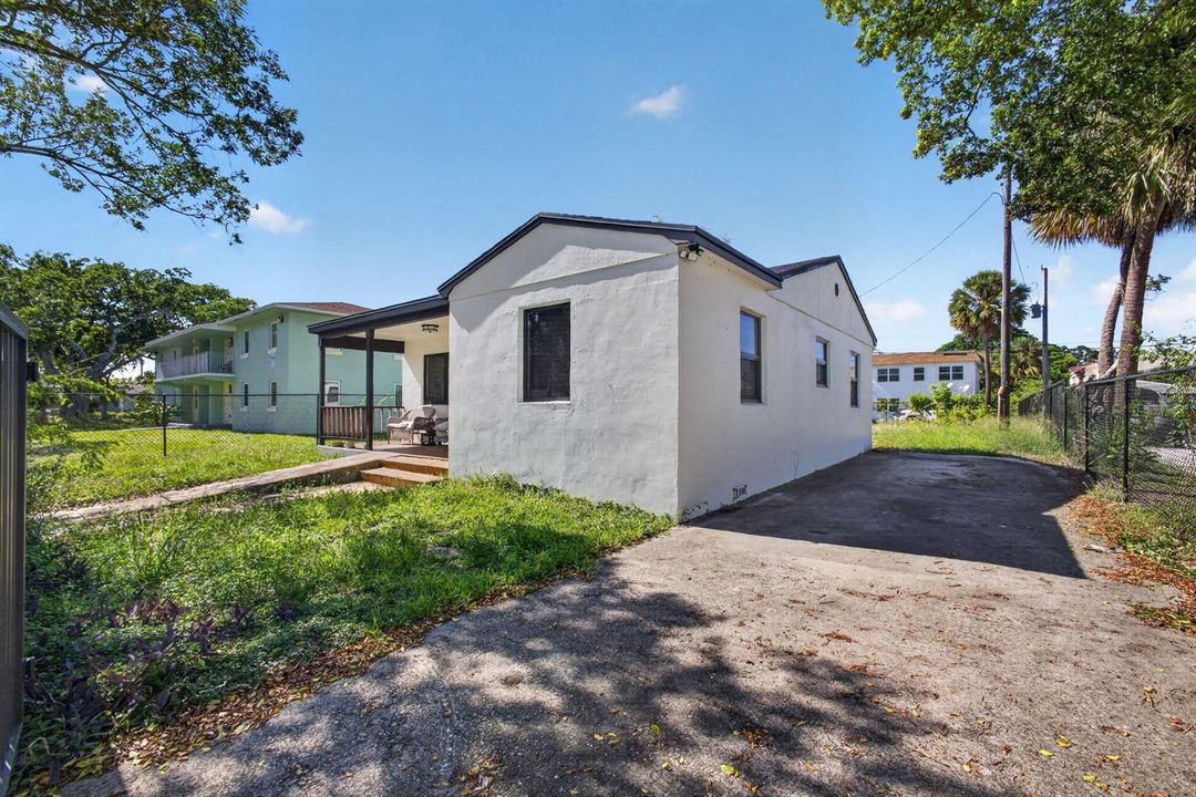 12-web-or-mls-5D1A0371