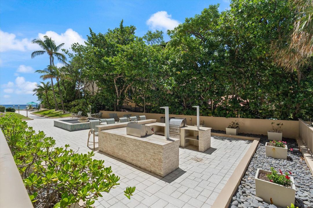 11-1021 Hillsboro Mile Amenities-418