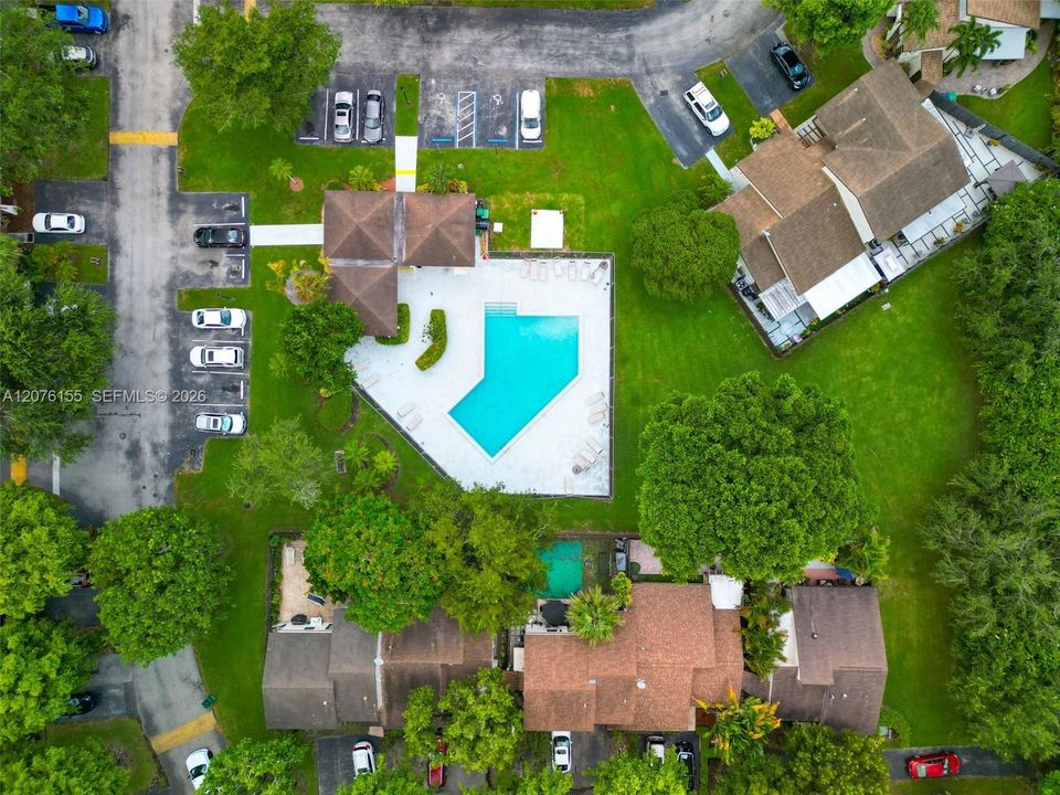 For Sale: $594,500 (3 beds, 3 baths, 1914 Square Feet)