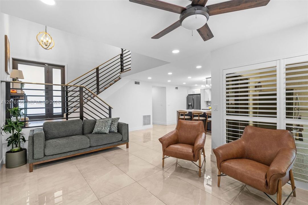 For Sale: $594,500 (3 beds, 3 baths, 1914 Square Feet)
