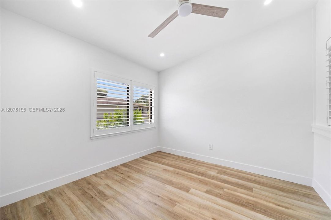 For Sale: $594,500 (3 beds, 3 baths, 1914 Square Feet)