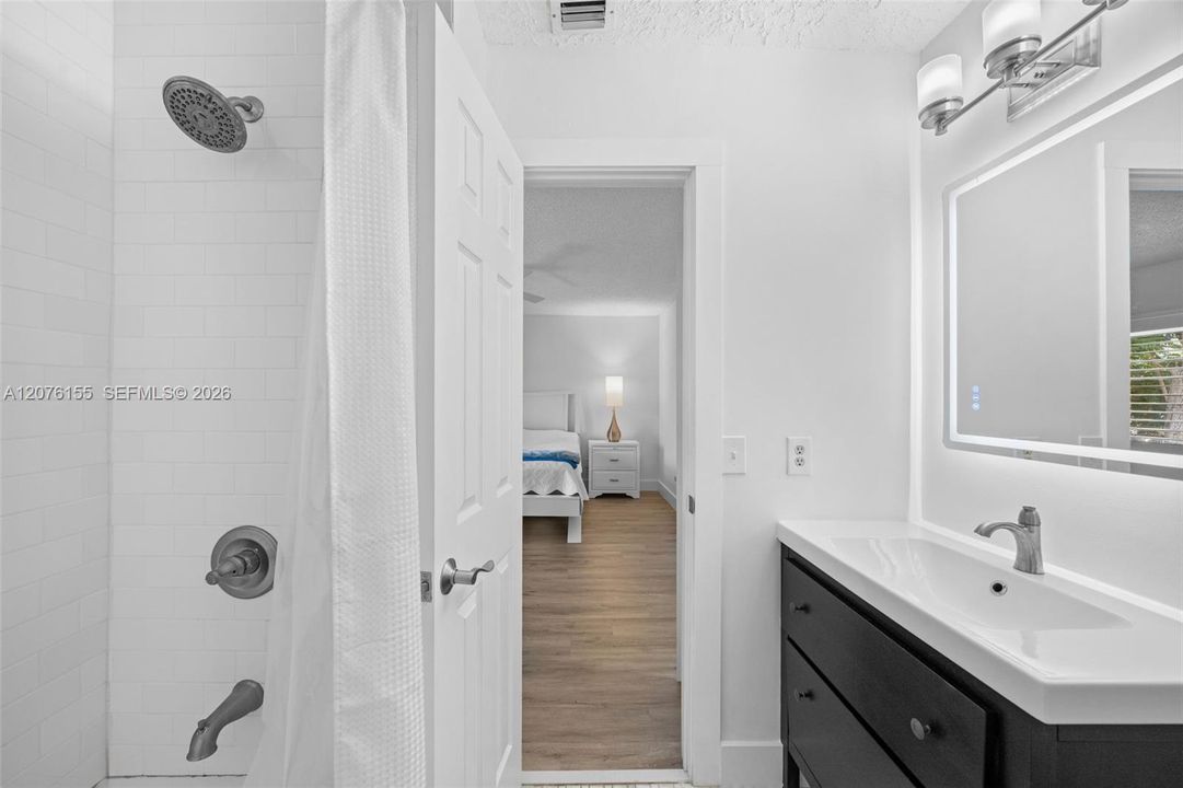 For Sale: $594,500 (3 beds, 3 baths, 1914 Square Feet)