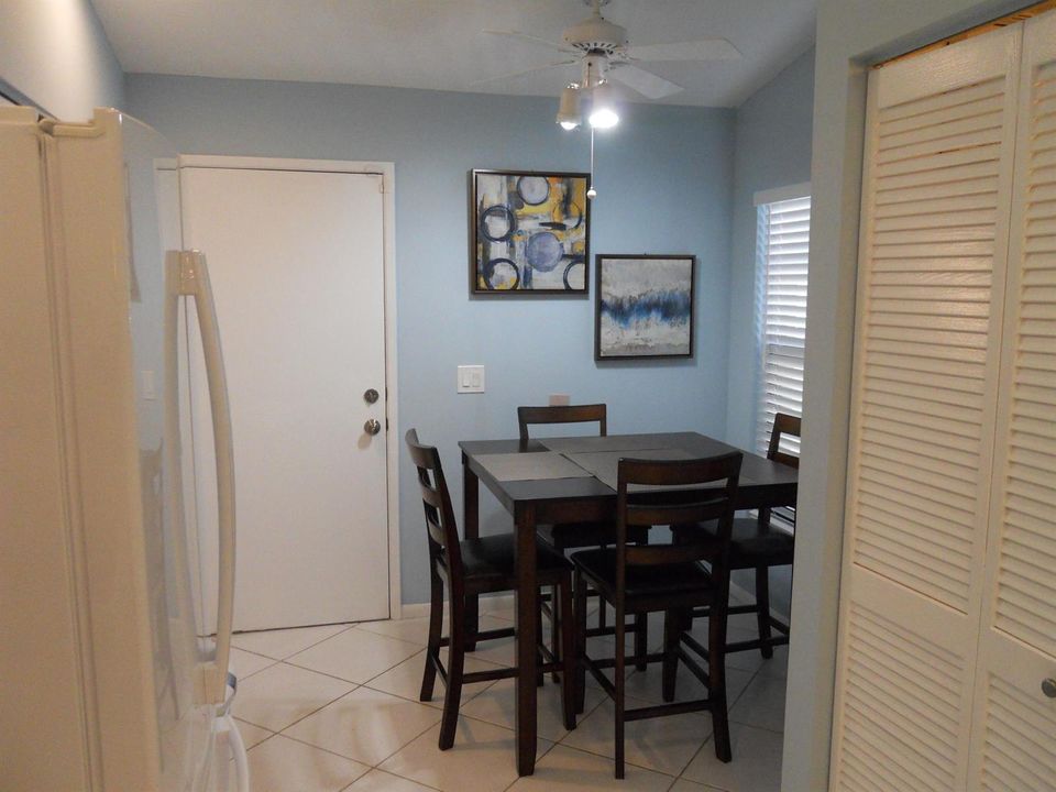 Breakfast nook