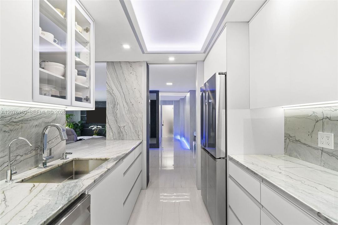 En Venta: $789,000 (4 camas, 3 baños, 1799 Pies cuadrados)