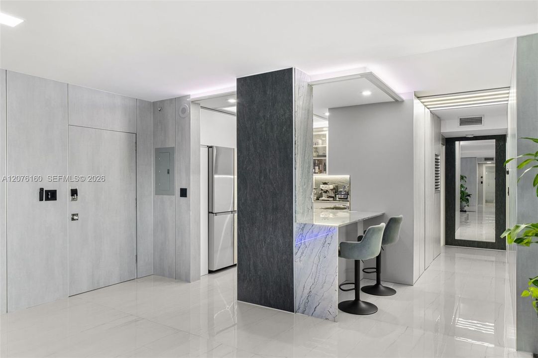 En Venta: $789,000 (4 camas, 3 baños, 1799 Pies cuadrados)