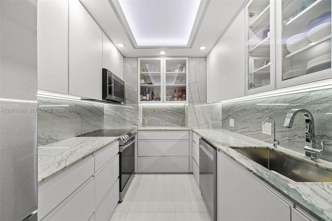 En Venta: $789,000 (4 camas, 3 baños, 1799 Pies cuadrados)