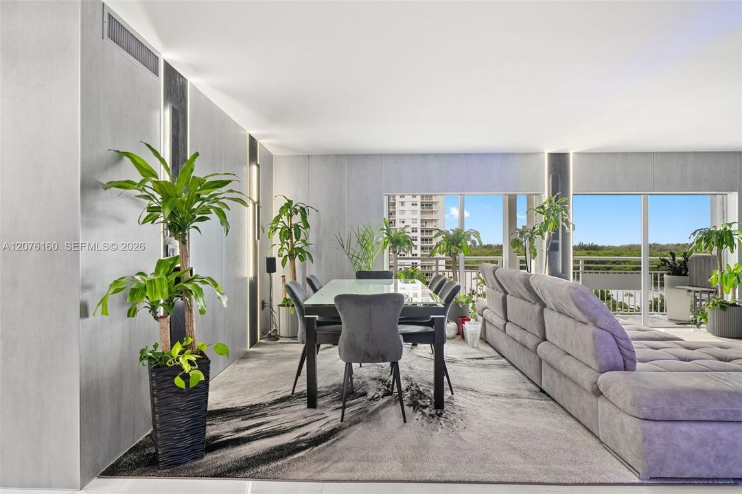 En Venta: $789,000 (4 camas, 3 baños, 1799 Pies cuadrados)