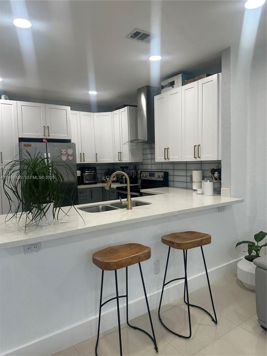 For Sale: $440,000 (3 beds, 2 baths, 1450 Square Feet)