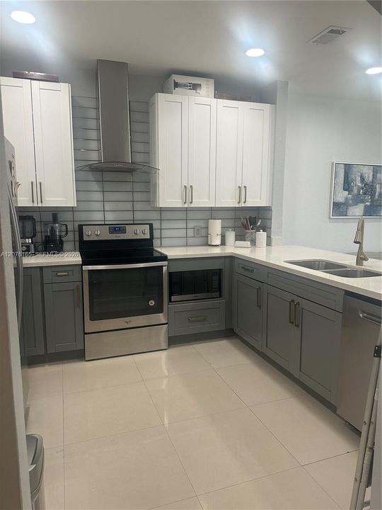 For Sale: $440,000 (3 beds, 2 baths, 1450 Square Feet)