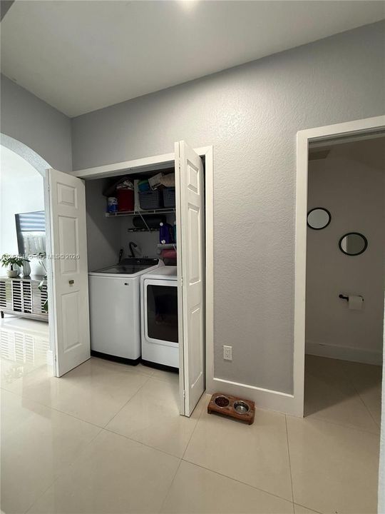 For Sale: $440,000 (3 beds, 2 baths, 1450 Square Feet)
