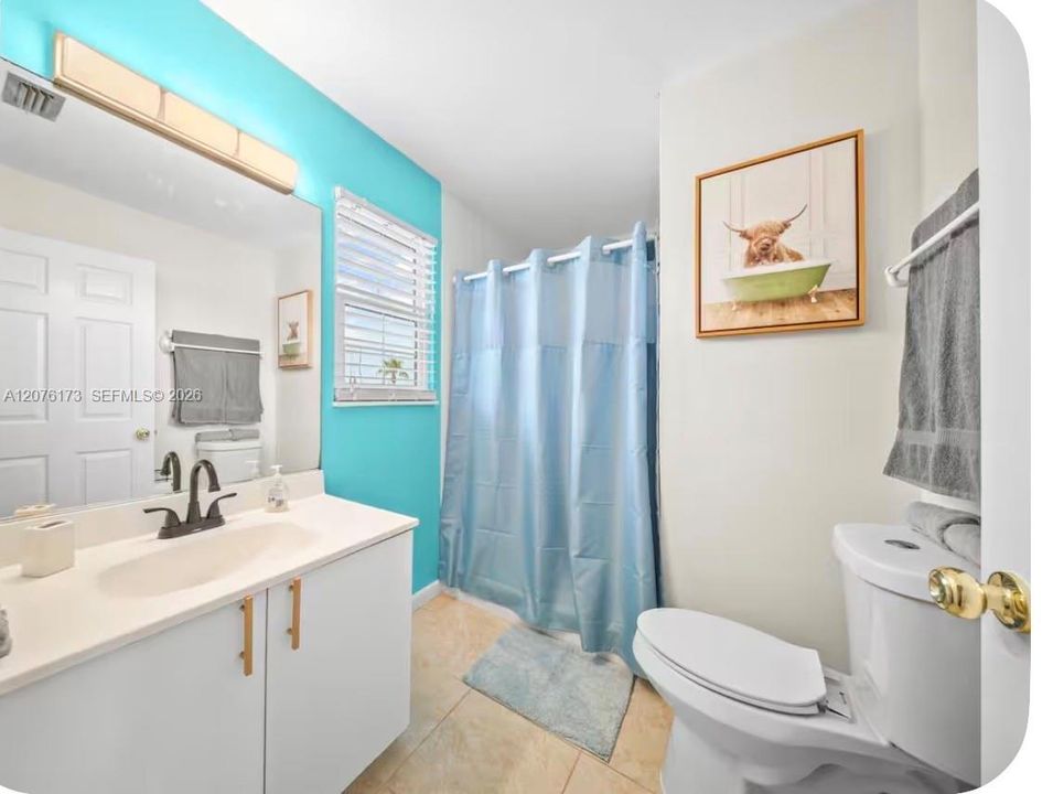 guest bathroom second floor