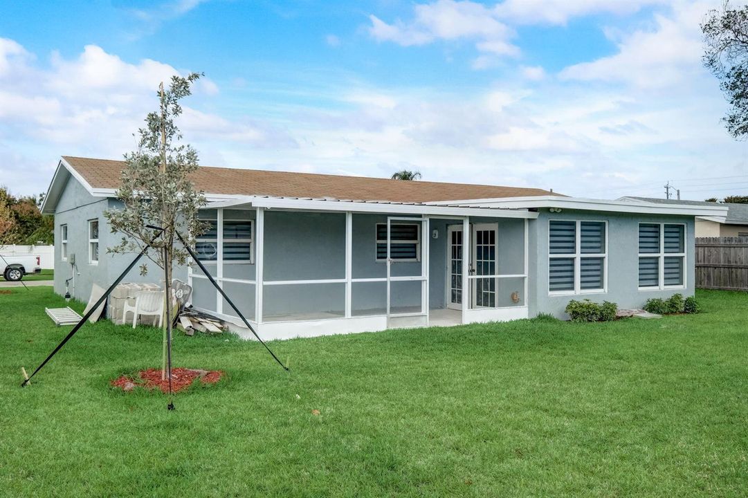 31-web-or-mls-SW 13th Pl-031