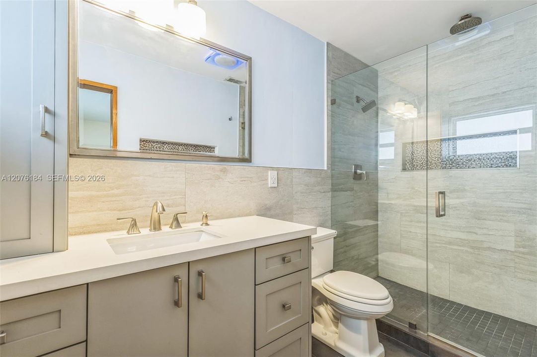 For Rent: $4,000 (3 beds, 2 baths, 1812 Square Feet)