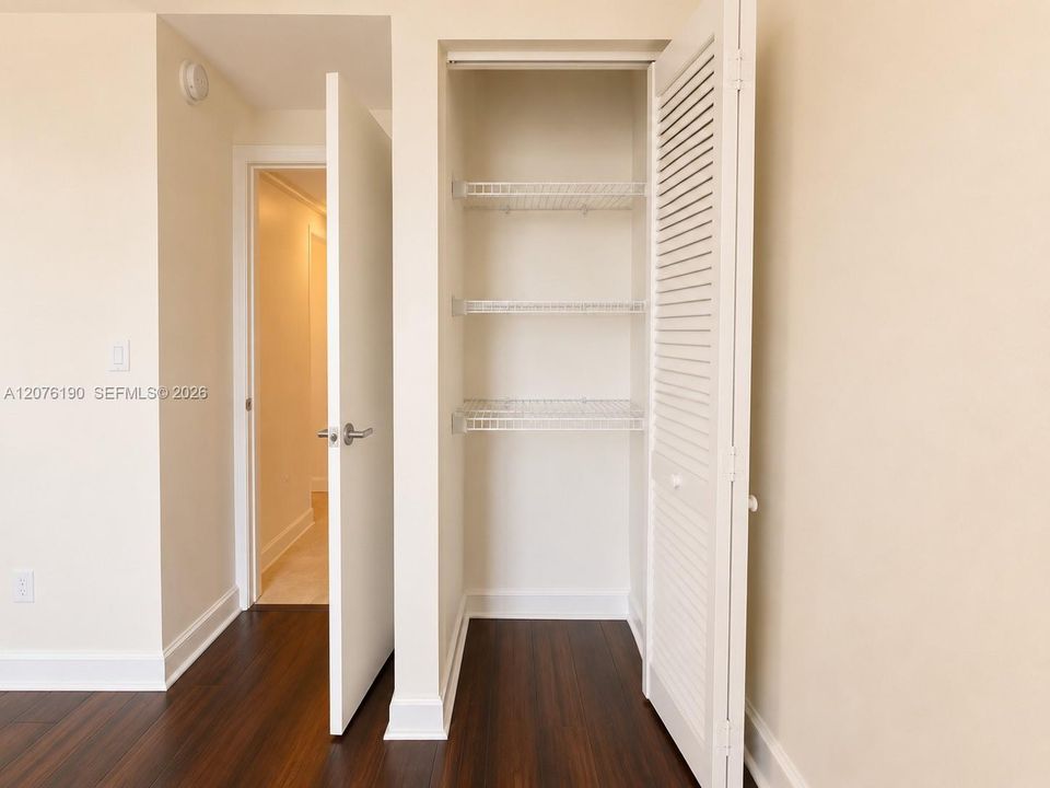 В аренду: $2,800 (2 спален, 1 ванн, 938 Квадратных фут)