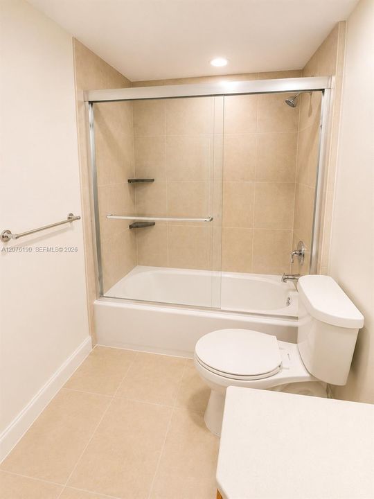 В аренду: $2,800 (2 спален, 1 ванн, 938 Квадратных фут)