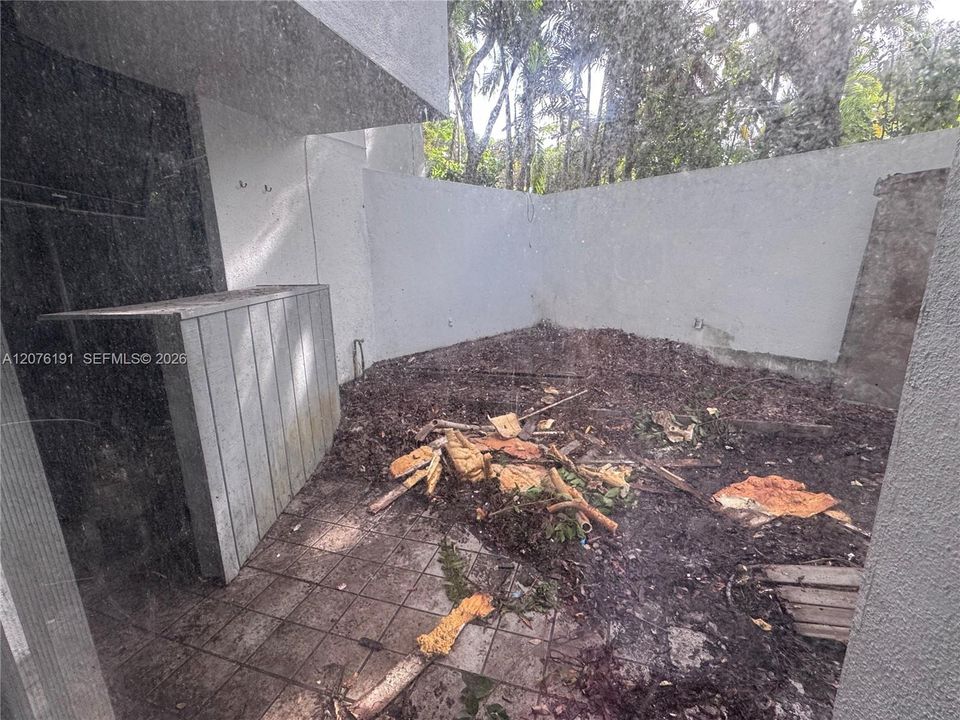 En Venta: $649,000 (2 camas, 2 baños, 1225 Pies cuadrados)