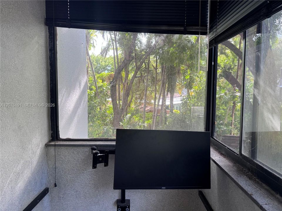 En Venta: $649,000 (2 camas, 2 baños, 1225 Pies cuadrados)
