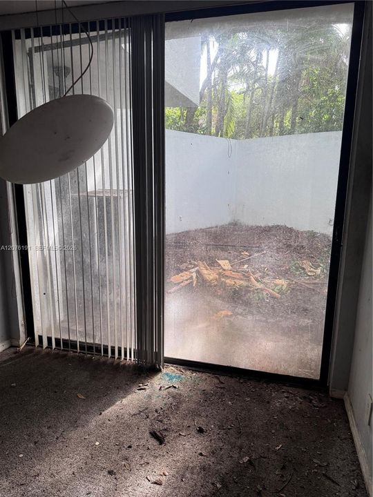 En Venta: $649,000 (2 camas, 2 baños, 1225 Pies cuadrados)