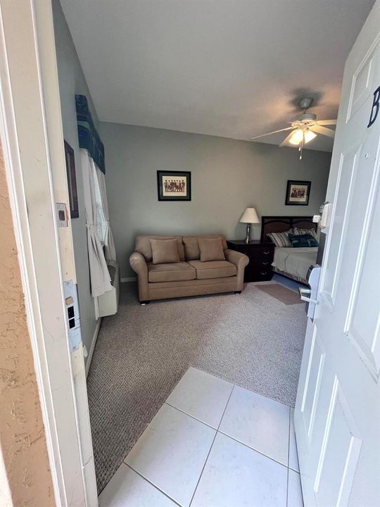 Fully furnished-move in ready