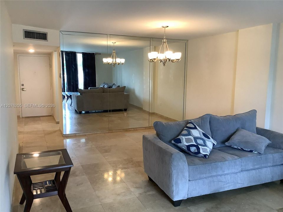 En Renta: $1,900 (1 camas, 2 baños, 1066 Pies cuadrados)